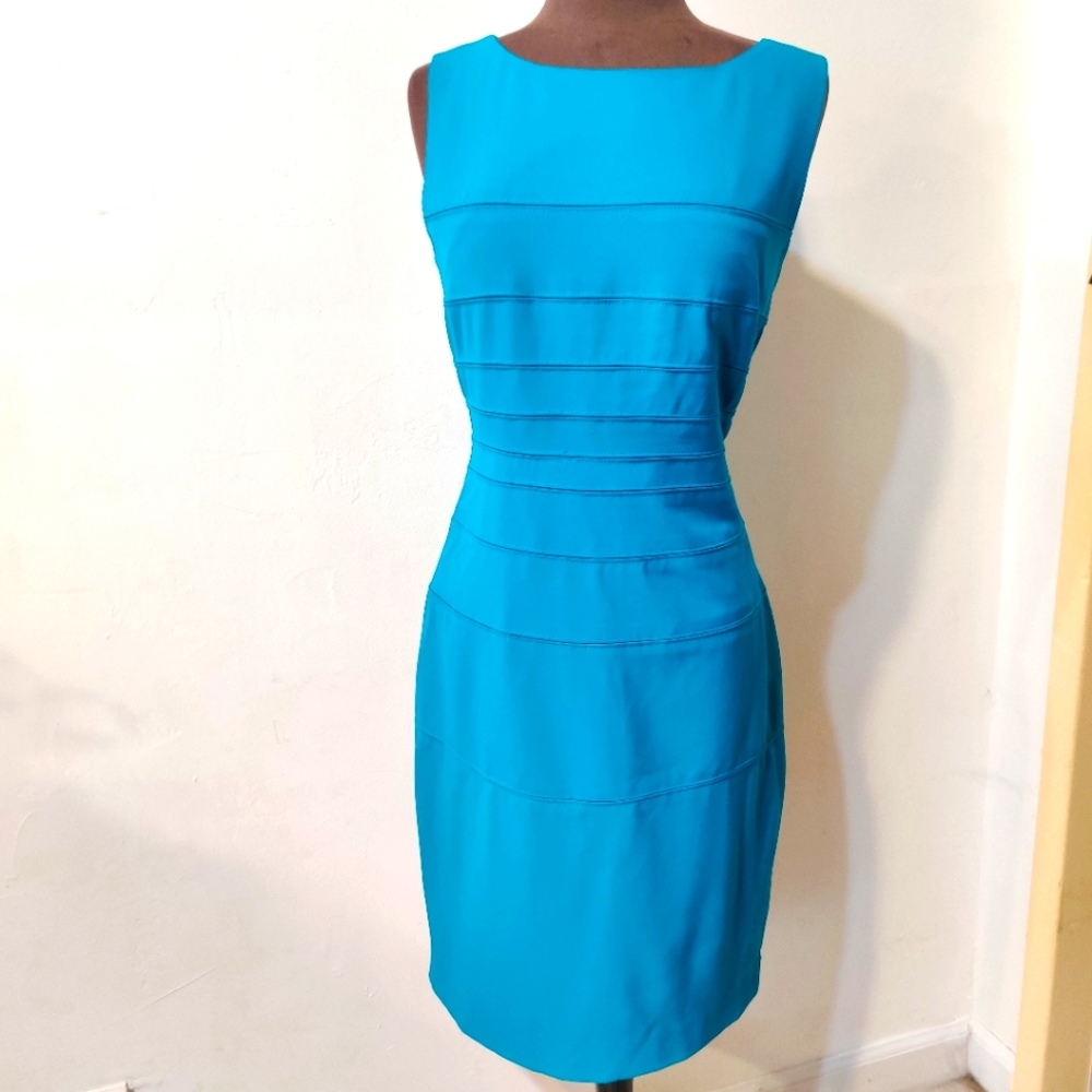 Women’s Sleeveless Turquoise Sheath Dress